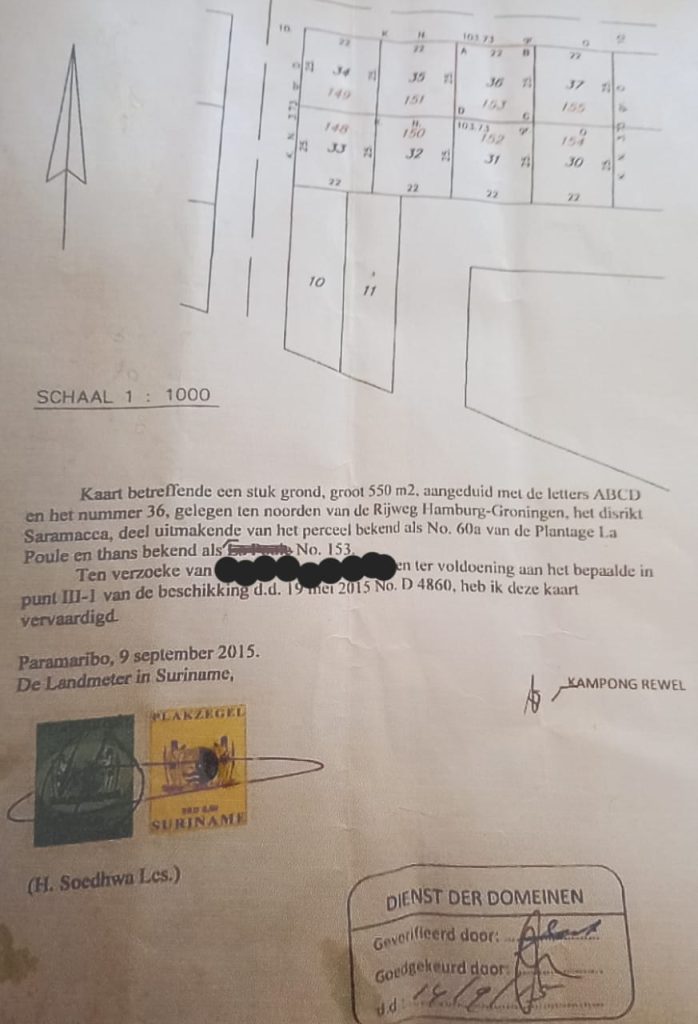 Perceel van 550 m2, aangeduid met de letters A B C D en het nummer 36, gelegen te noorden van de Rijweg Hamburg- Groningen in het district Saramacca Plantage La Poule.